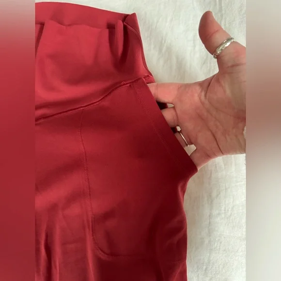 OFFLINE By Aerie Real Me XTRA High Waisted Trouser SIZE M in red - Picture 4 of 7